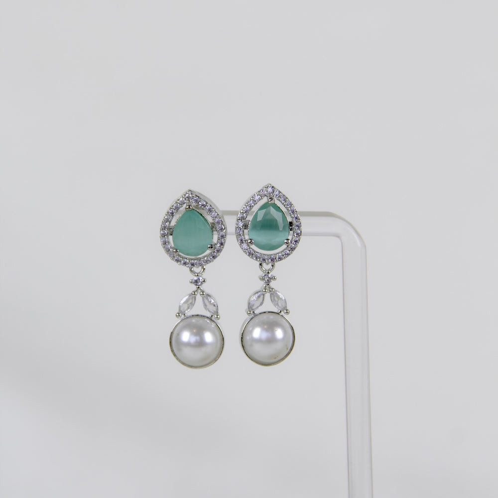 Pear-Pearl Earrings