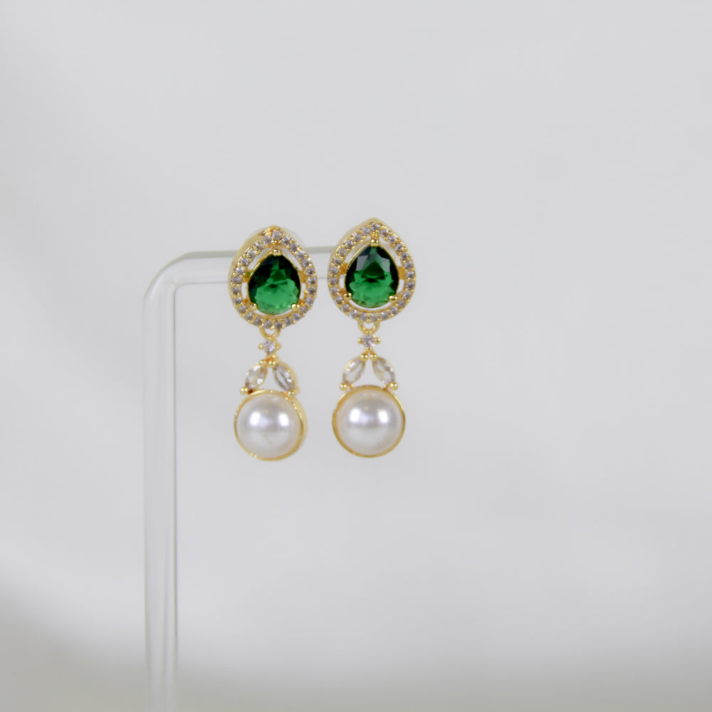 Pear-Pearl Earrings