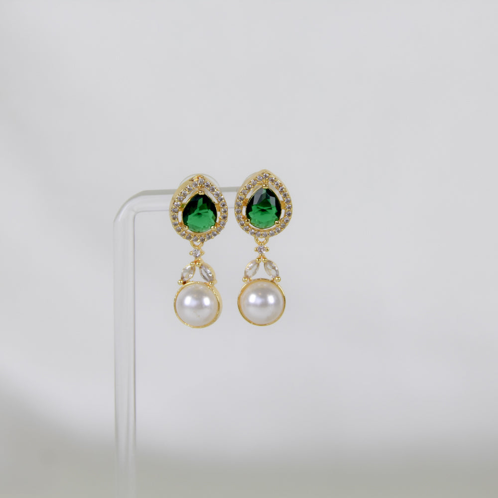 Pear-Pearl Earrings