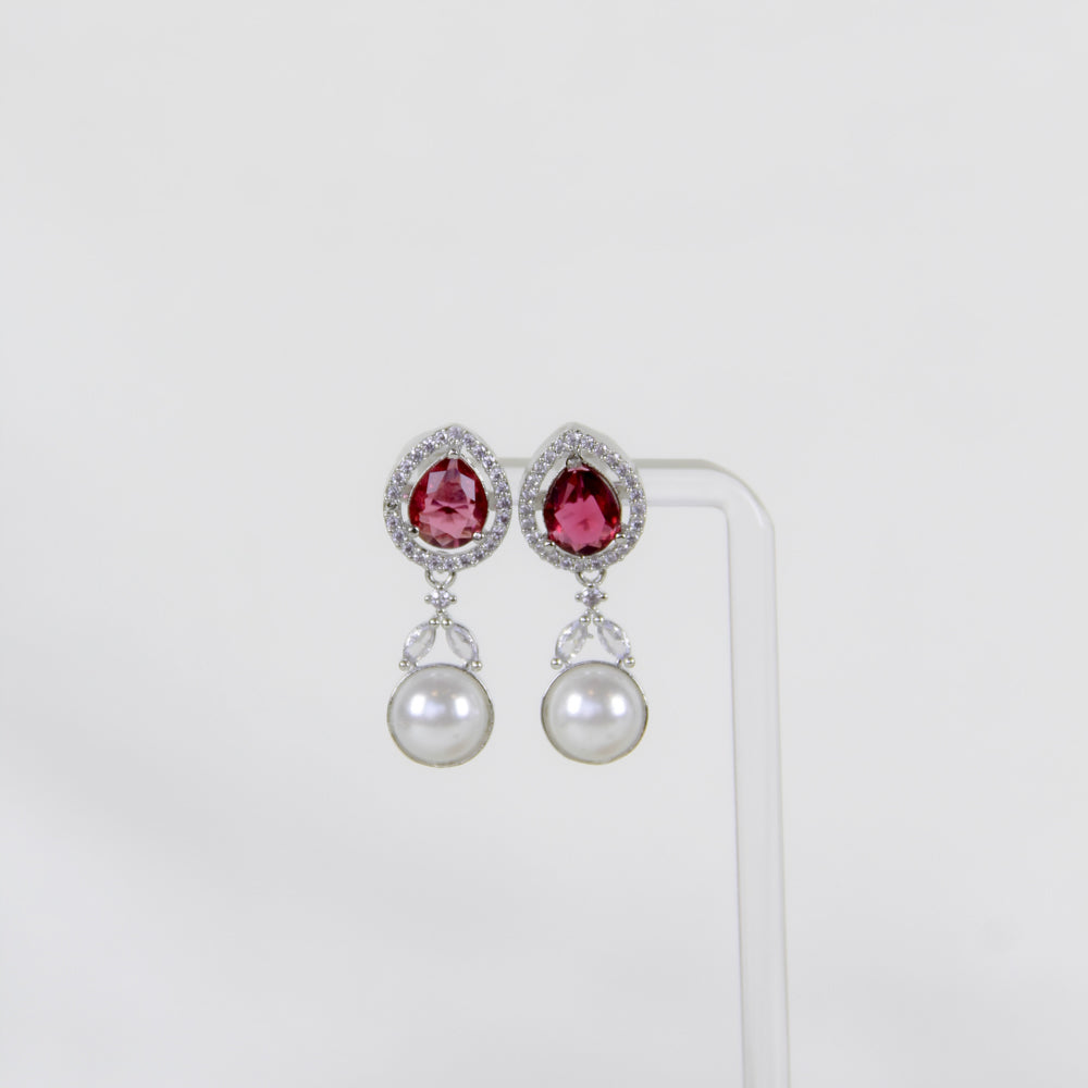 Pear-Pearl Earrings
