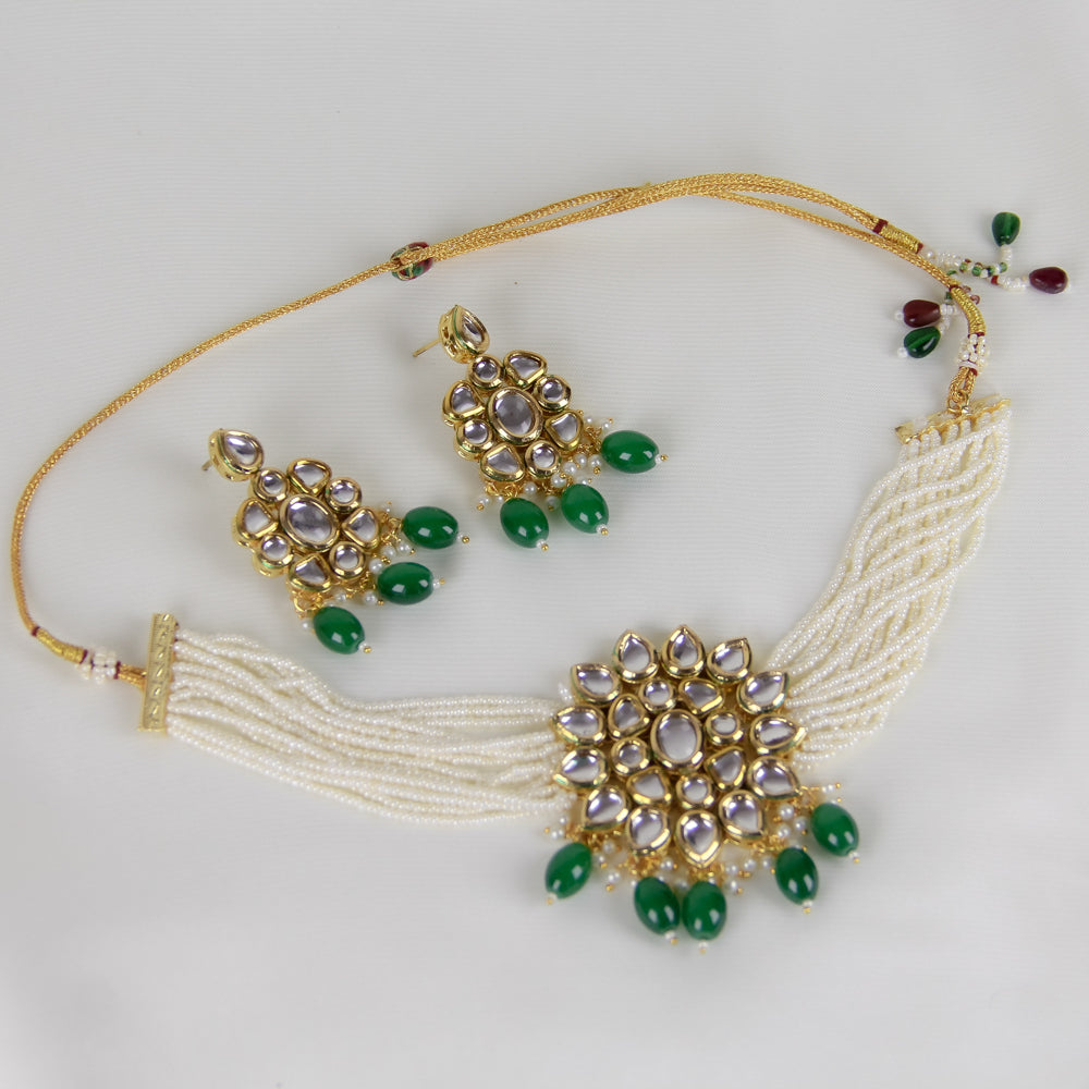 Chorsi flower kundan choker